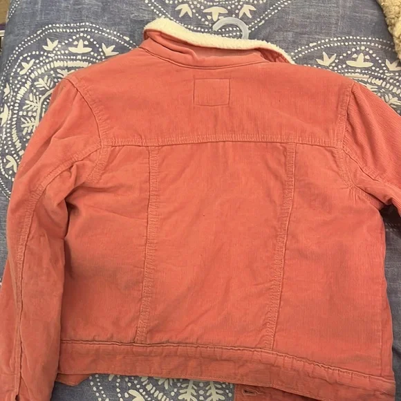 Old navy jean jacket - Picture 2 of 2